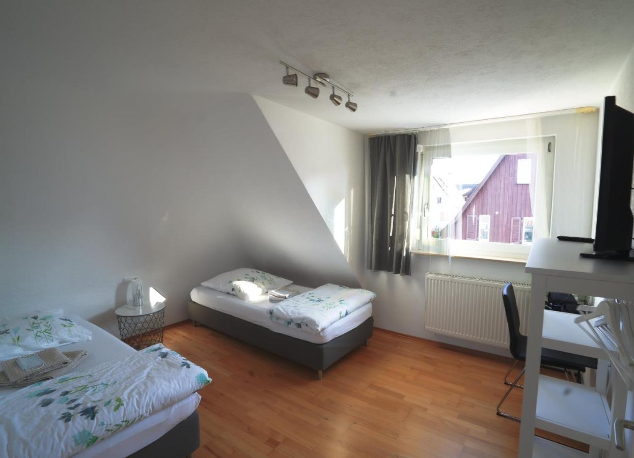 Fewo Reutlingen Heinestrasse Dg Apartment Ruang foto